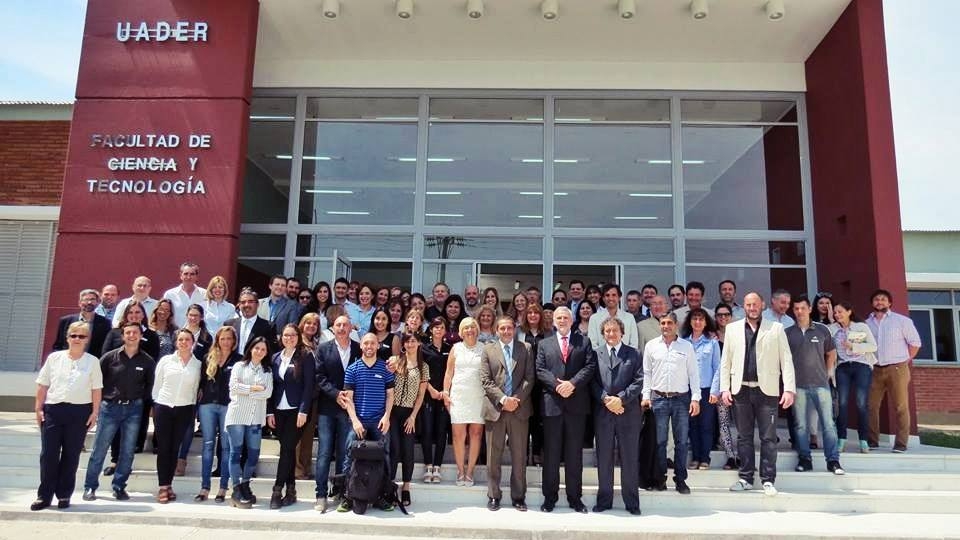 Universidad UADER